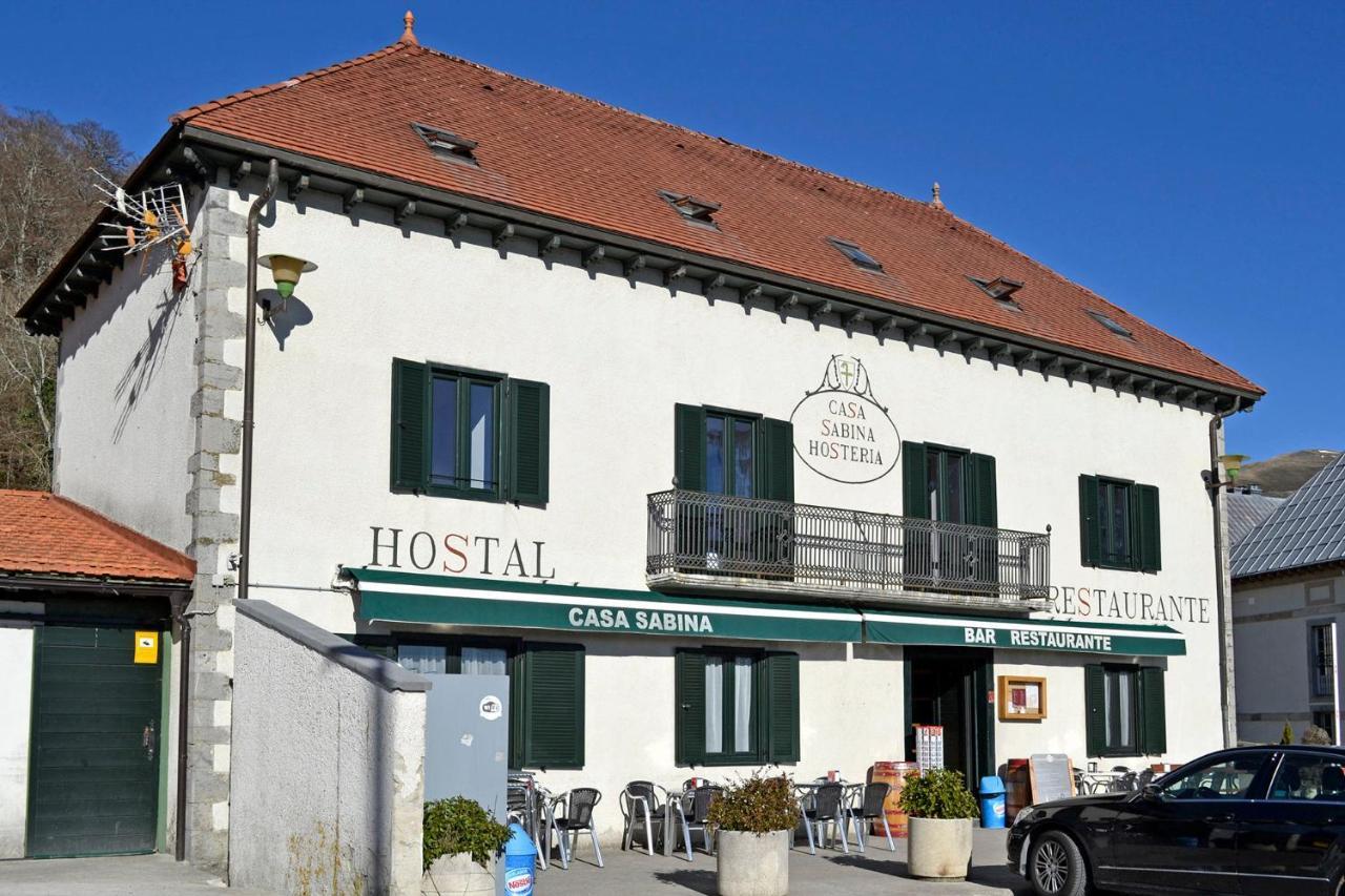 Casa Sabina Hotel Roncesvalles Exterior photo